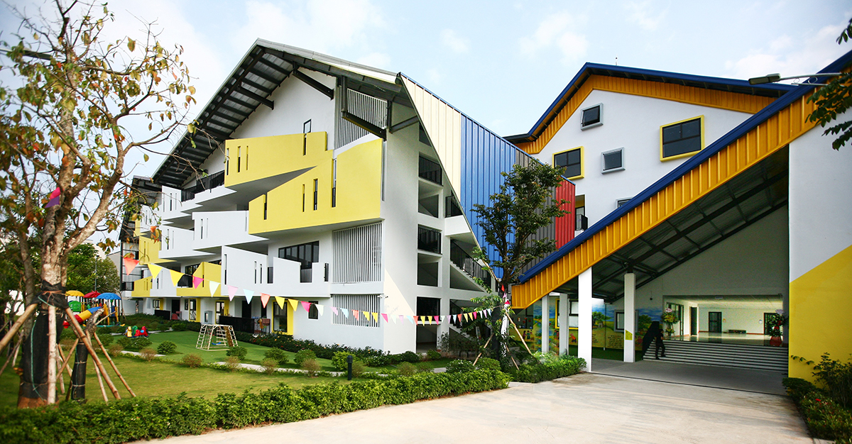 Ngôi trường Dạ Hợp - Kiến trúc đặc biệt giữa núi rừng Hòa Bình