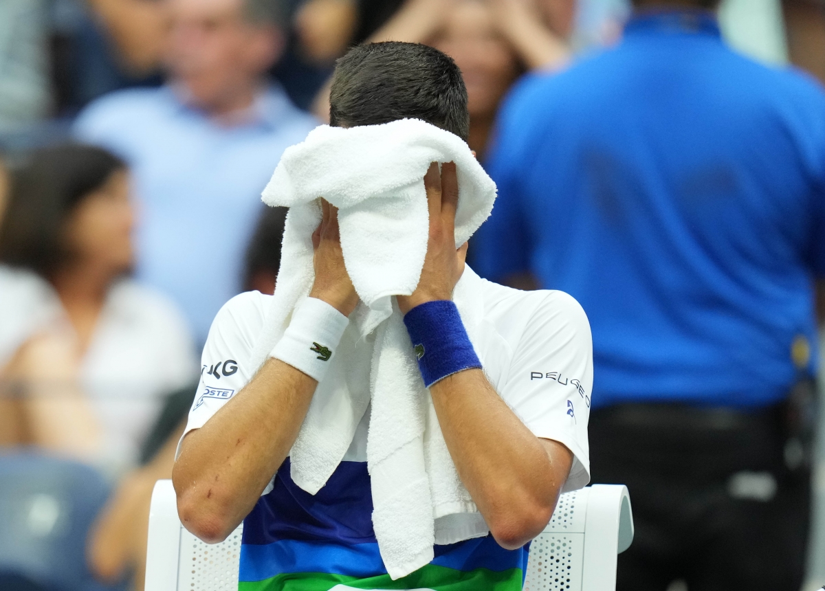 Djokovic đã bật khóc ở set ba