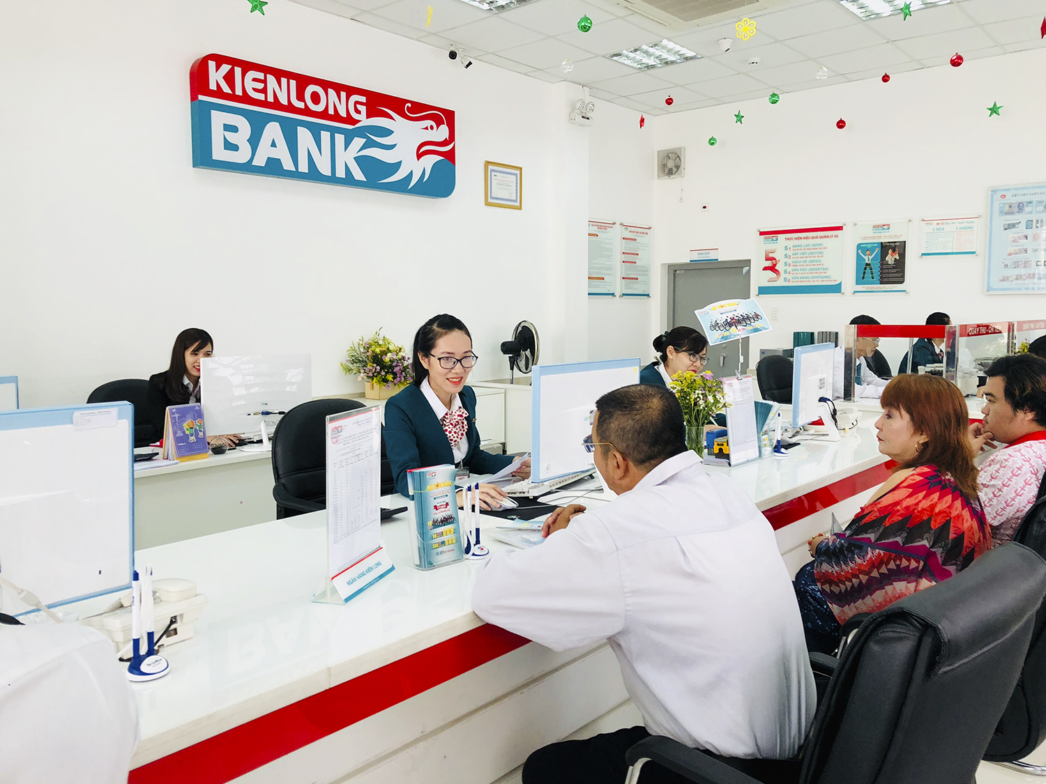 Việt Nam sẽ có một thế hệ "khách hàng số" chi phối thị trường